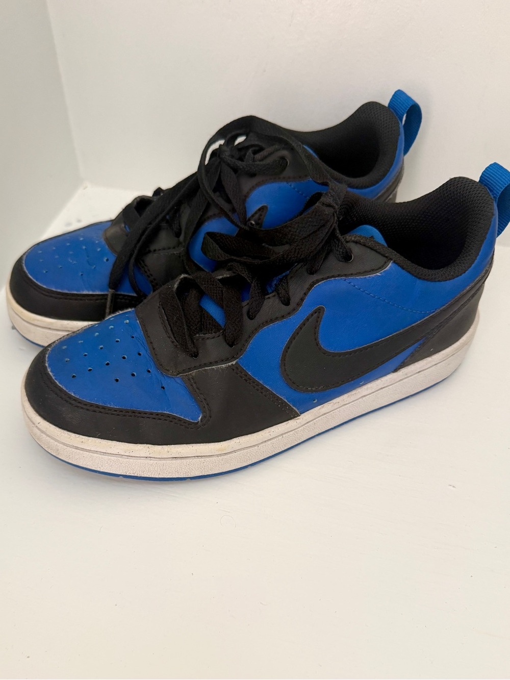 Nike Court Borough Low Top Big Kids Sneakers size 3.5